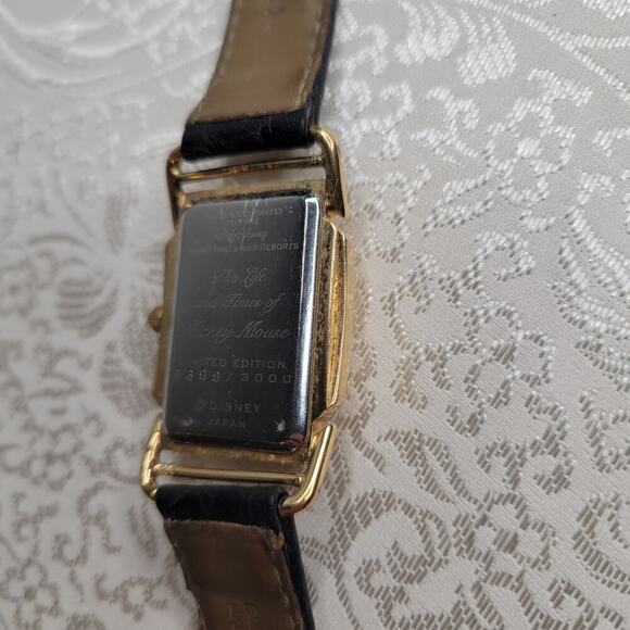Disney Mickey Mouse Steamboat Willie leather watch gold tone working limited ed. - Picture 5 of 10